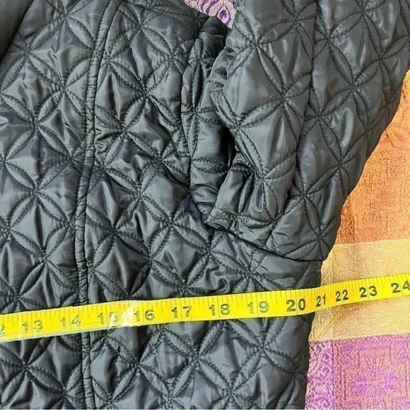 Andrew marc women’s winter jacket medium - Picture 10 of 10